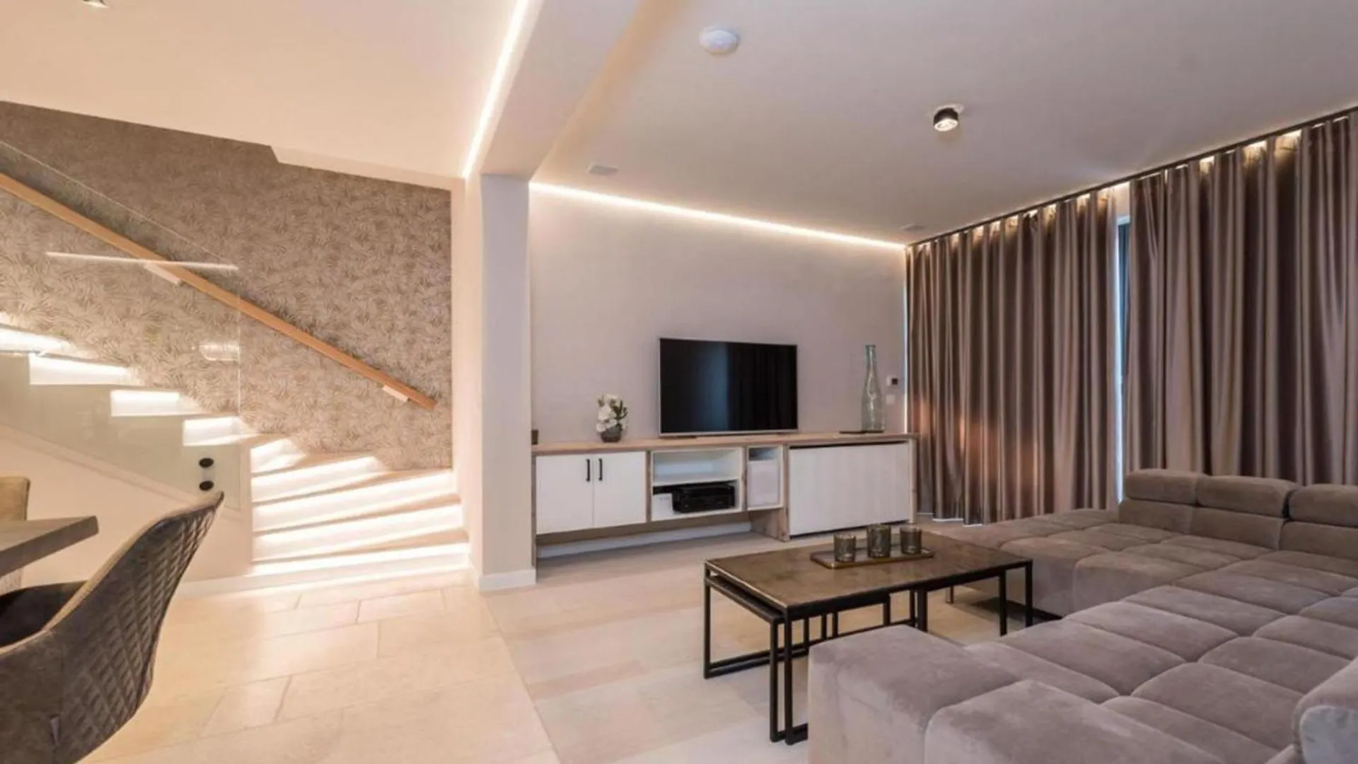 Villa Four Seasons 브르시